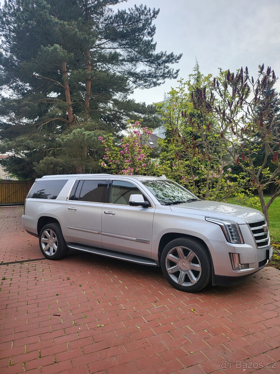 Cadillac Escalade ESV 6.2 V8 426 HP 4x4