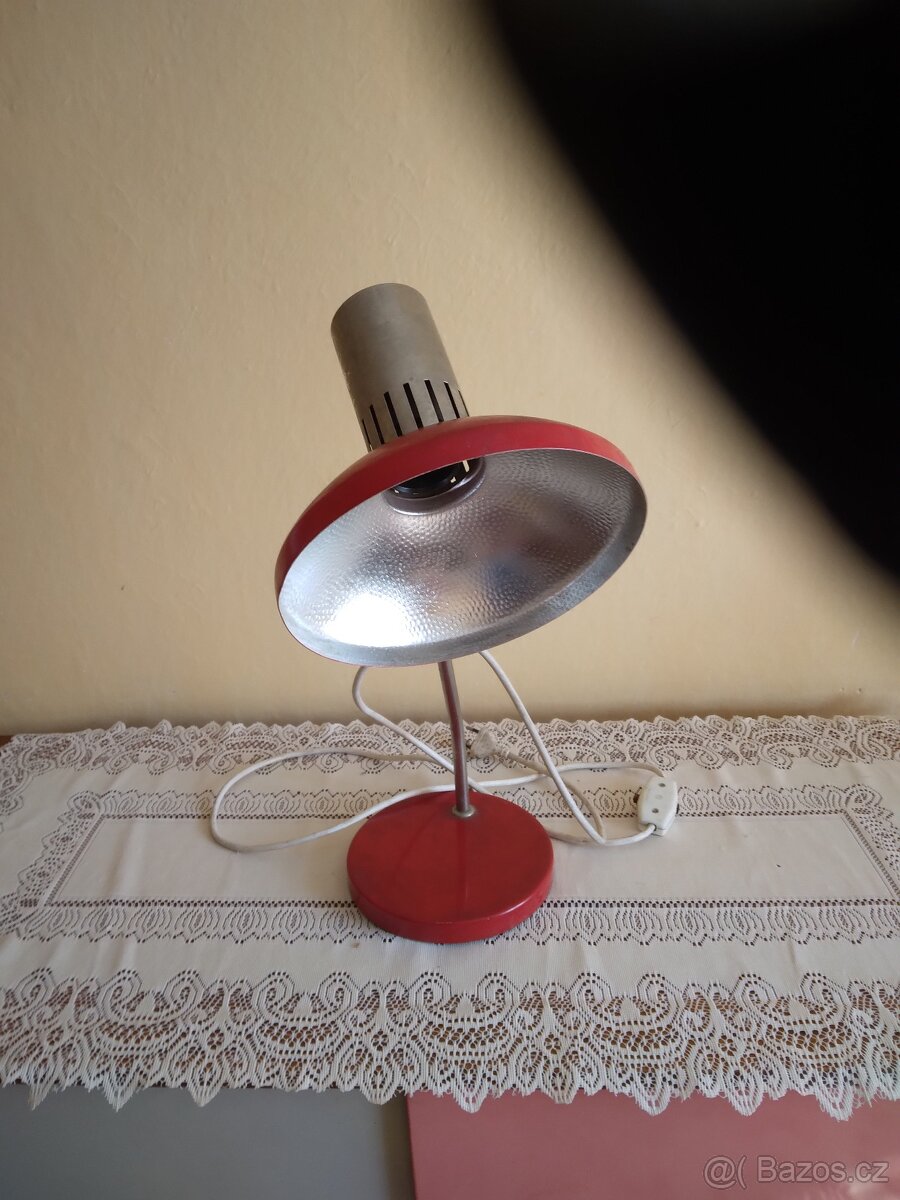 Stará stolní lampa