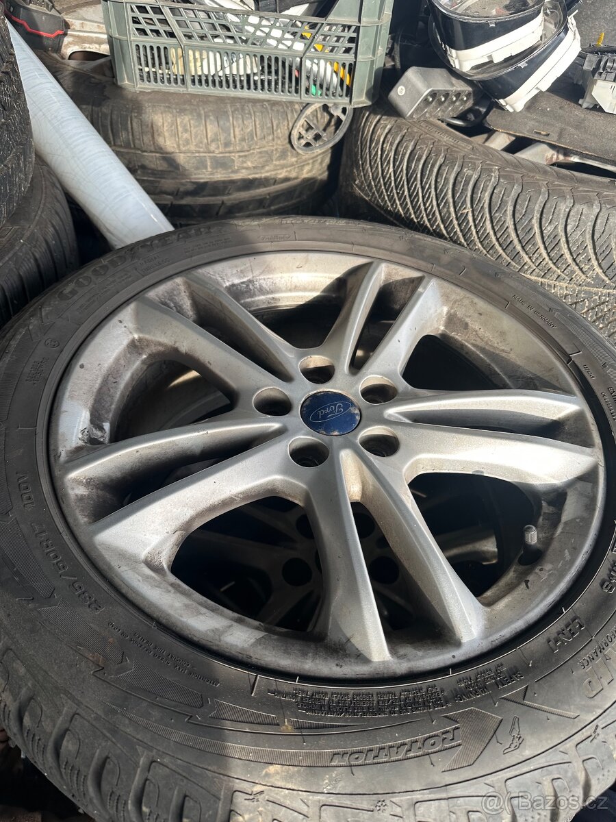 sada zimních alu kol ford mondeo