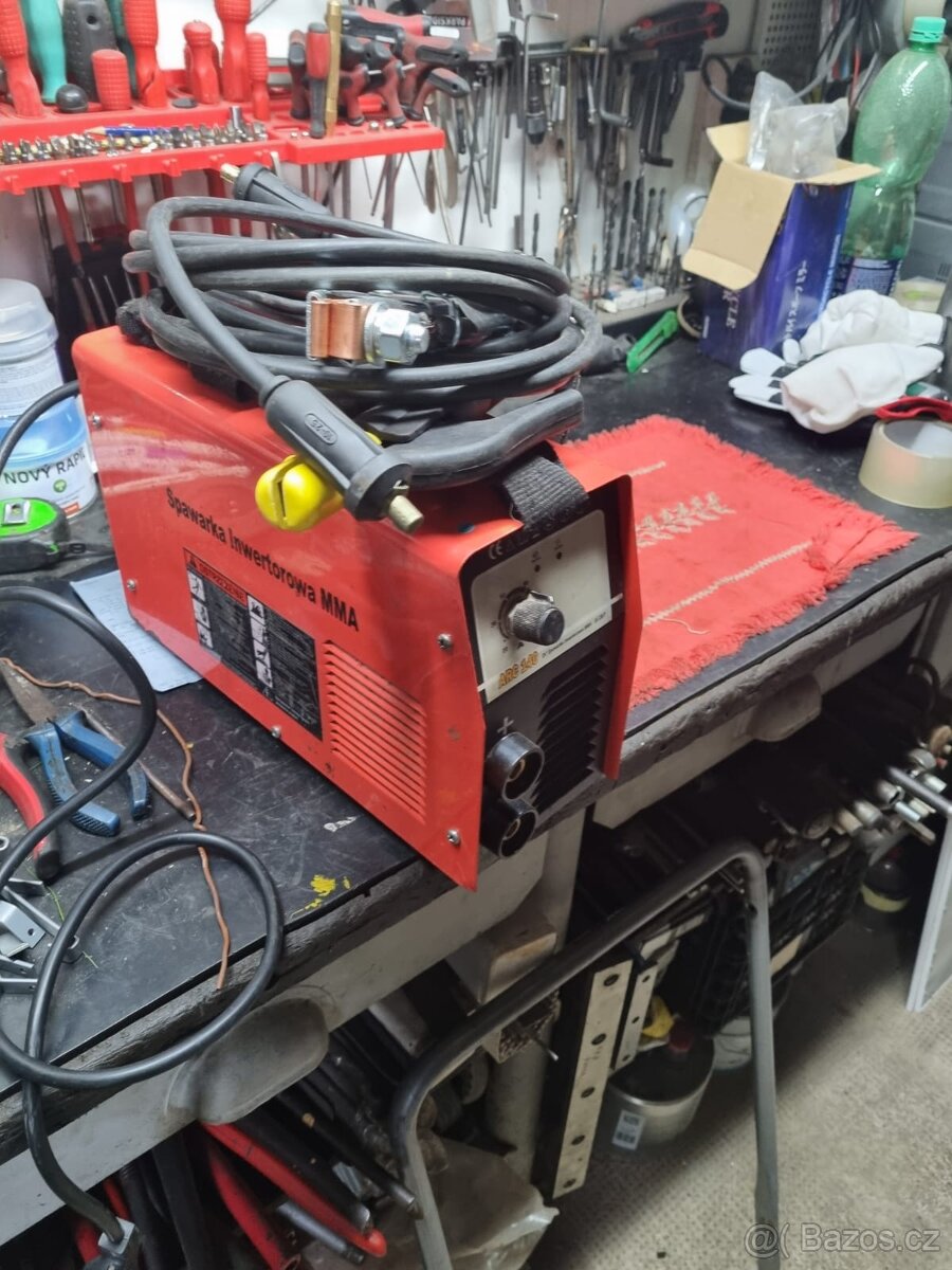 Invertor svářečka na elektrody