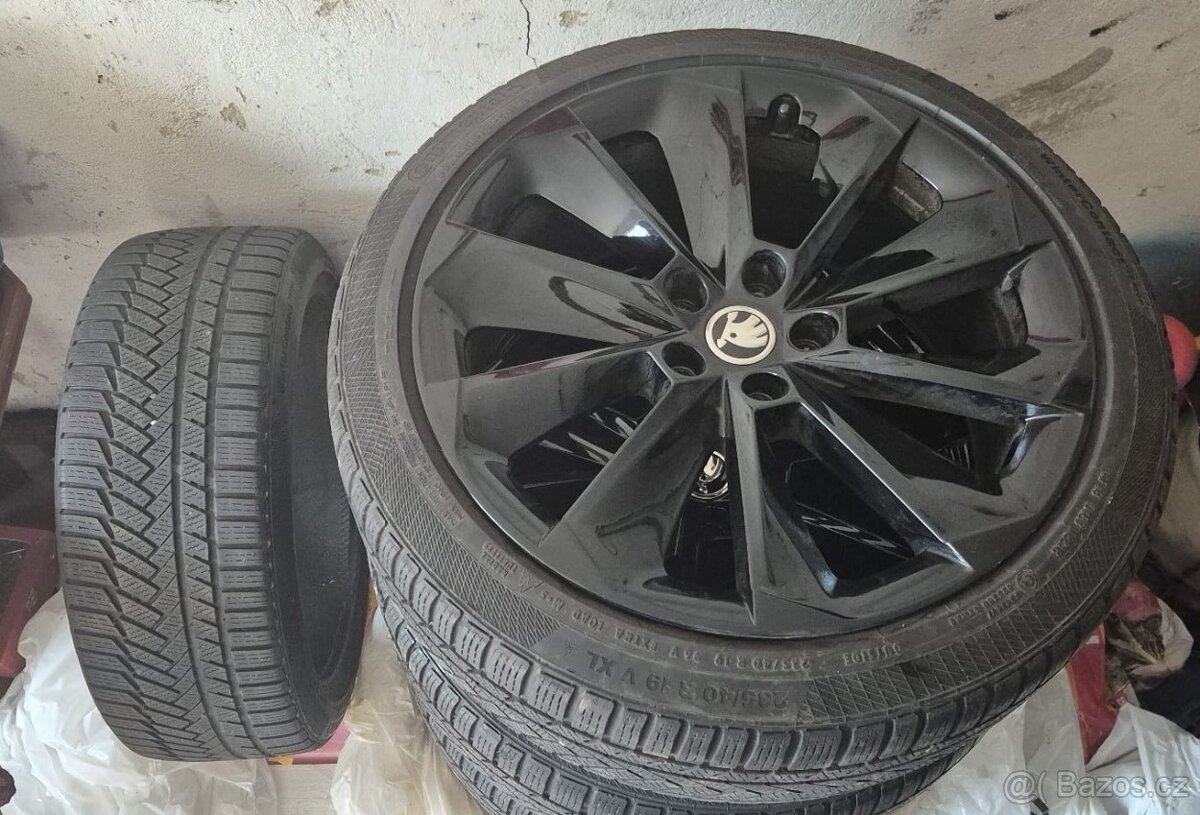 Origo alu sada Skoda Supernova 19" 235/40/19