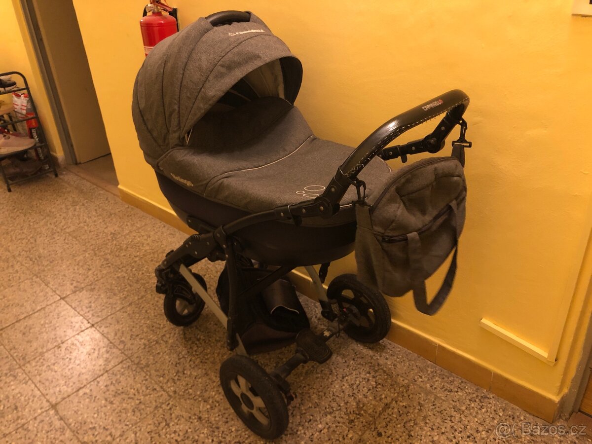 Kočárek Camarelo