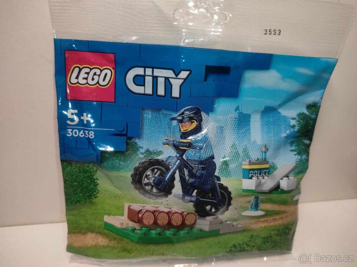 Lego City Policejní trénink 30638