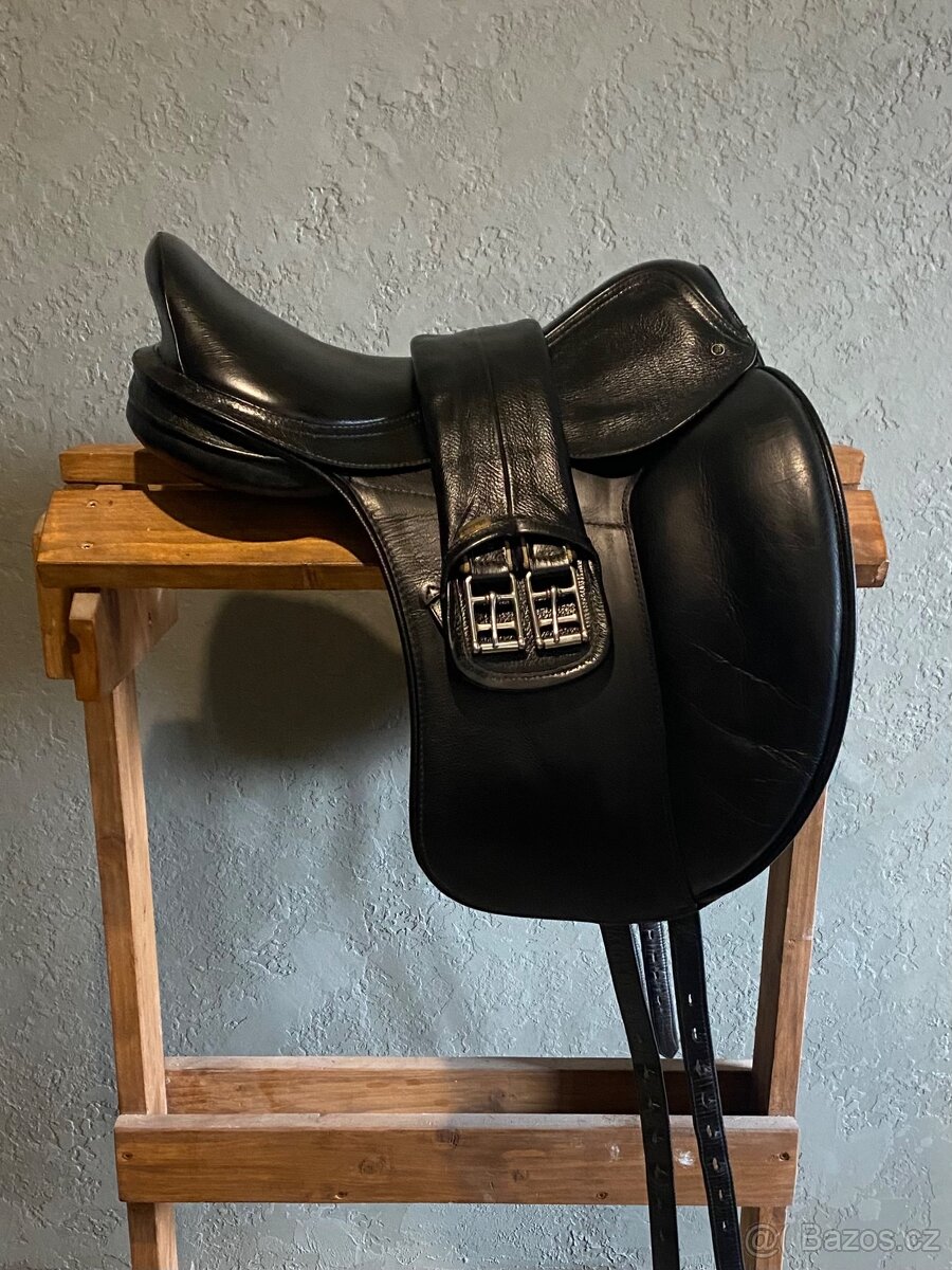 Drezurní Flexi sedlo Baloun M2 16,5”