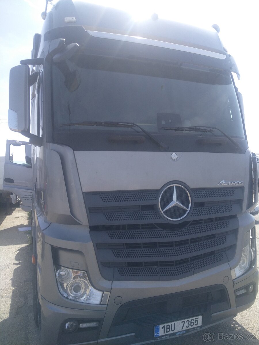 Mercedes Benz Actros 1848 č.1