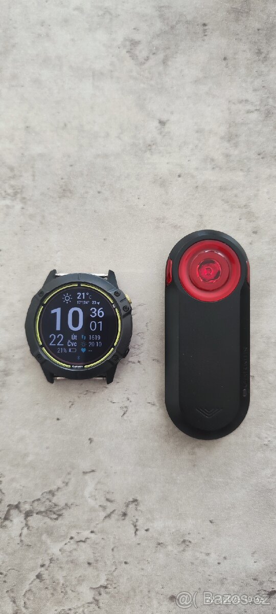 Garmin Enduro solár titan+Garmin Varia radar