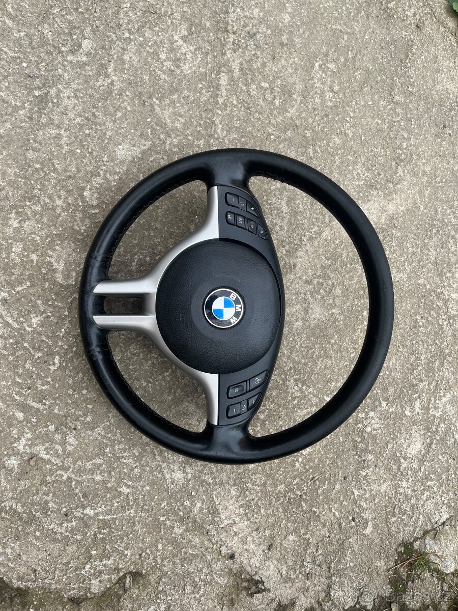 Bmw volant e46 e39 s multifunkcemi a airbagem PŮVODNí