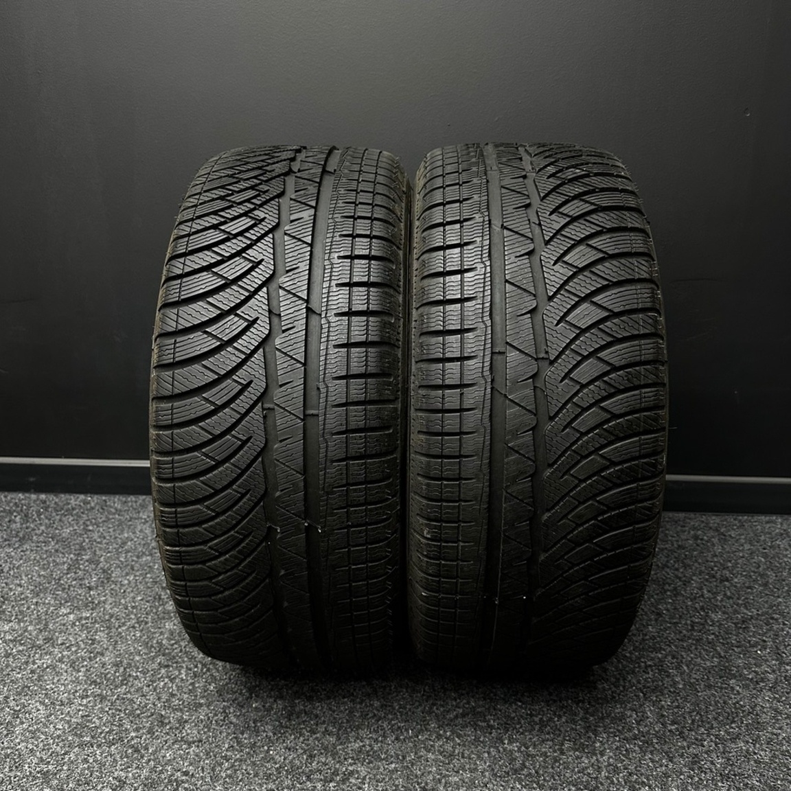 2ks pneu Michelin 245/45/18 100V