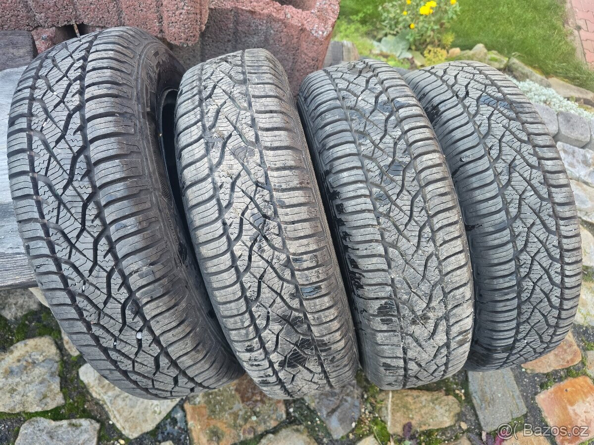 Prodám zánovní zimní sadu Barum 155/70/13