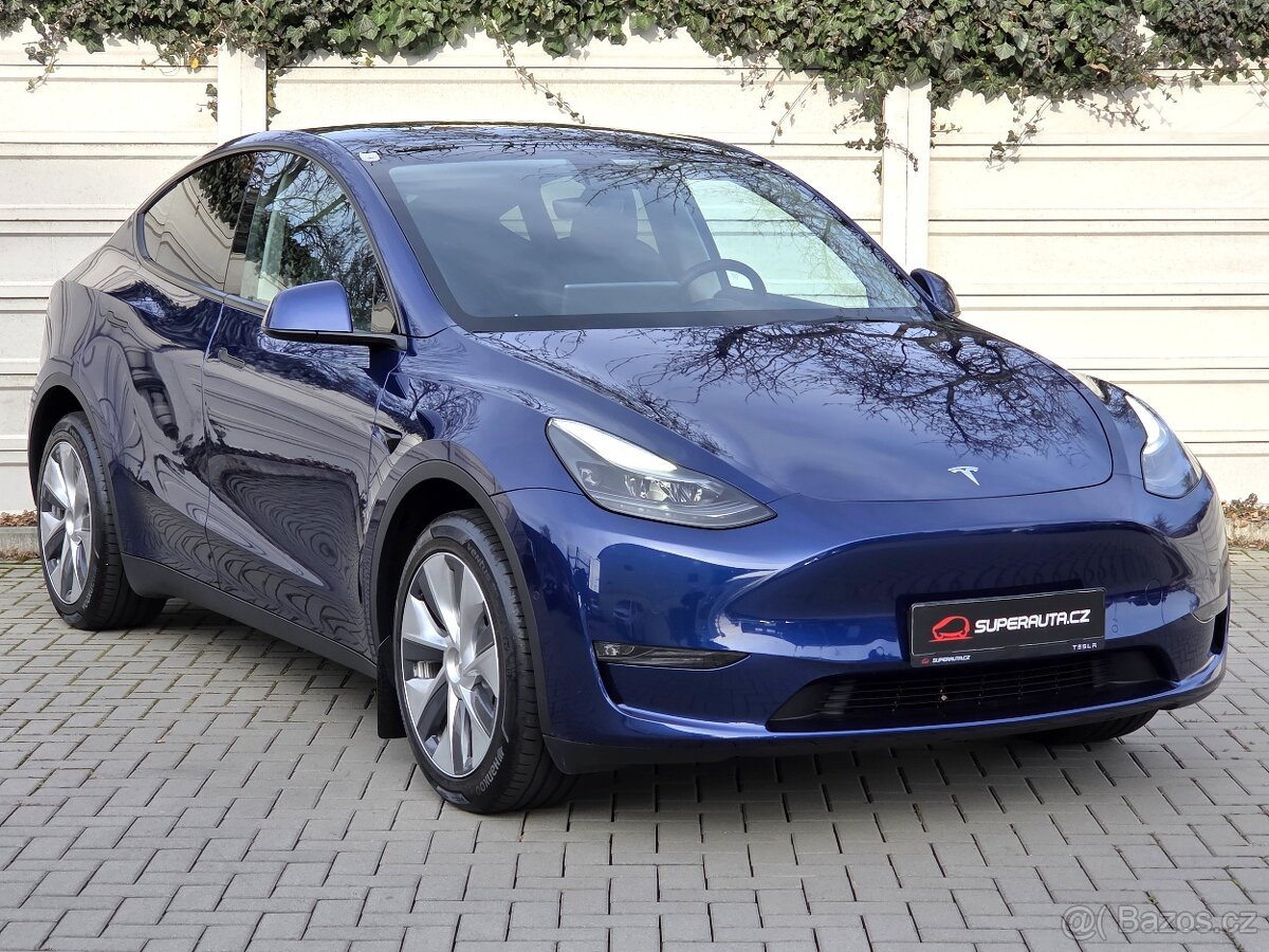 Tesla Model Y Long Range 378Kw 1.majitel