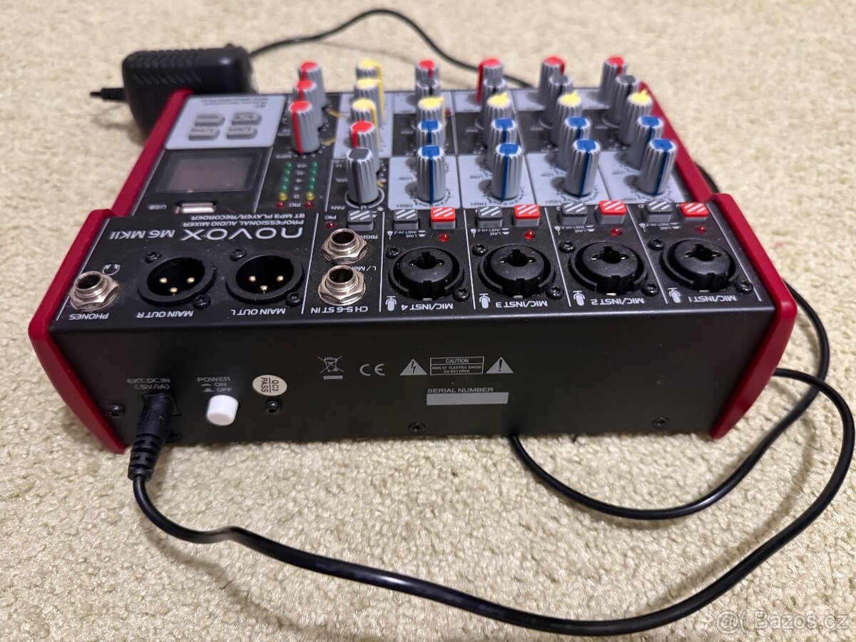 NOVOX M6 MKII – funkční mixpult + kabel