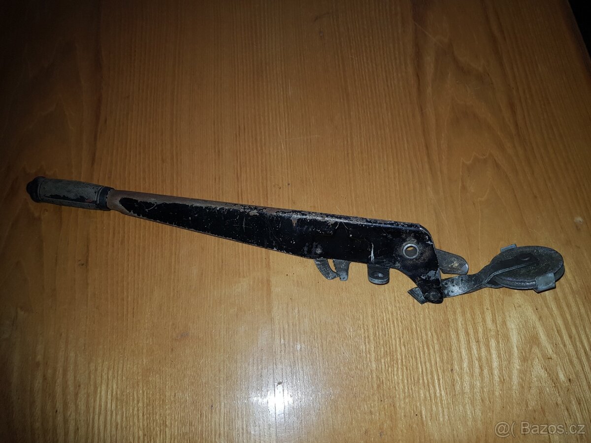 Páka ruční brzdy Škoda 1000 MB