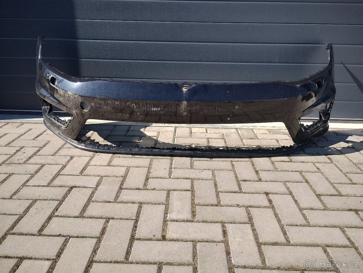 Volkswagen Golf 7 + lift - přední nárazník