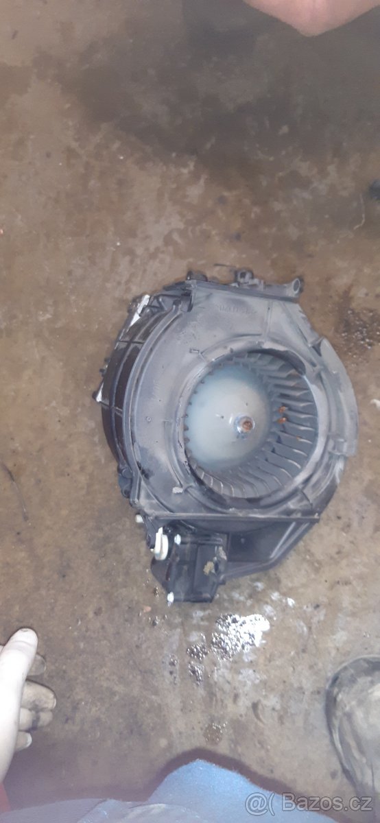 ventilátor topení Audi A6 4f