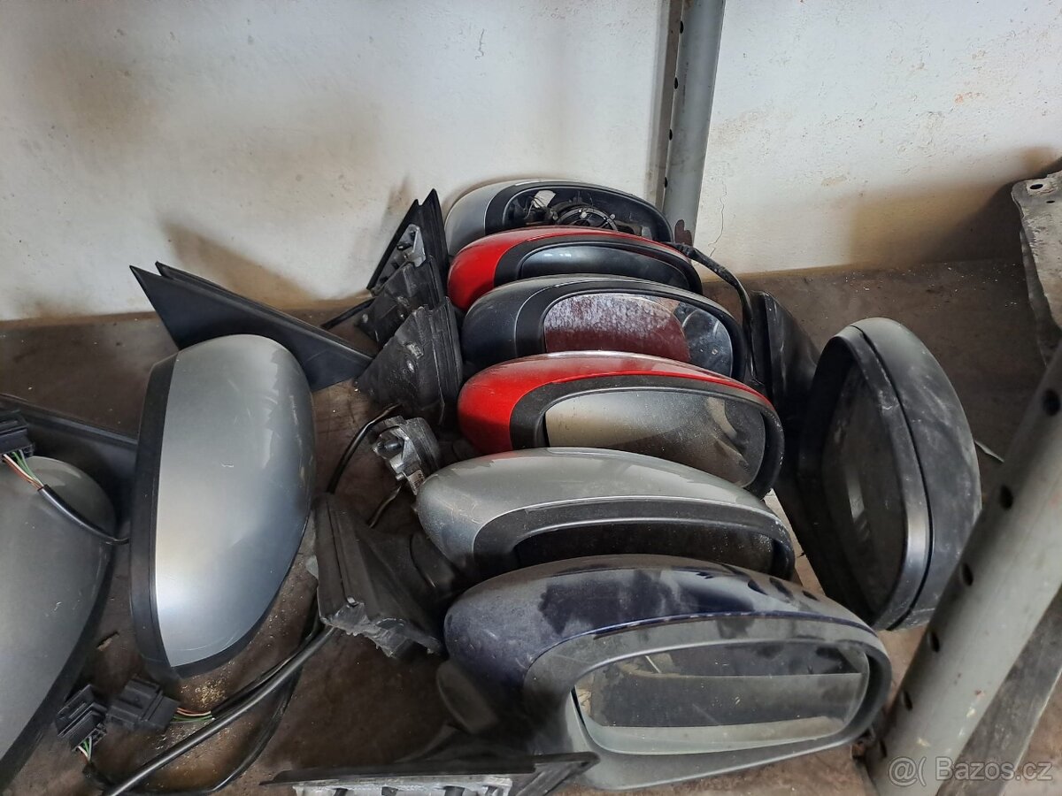 zrcátko fabia II Roomster