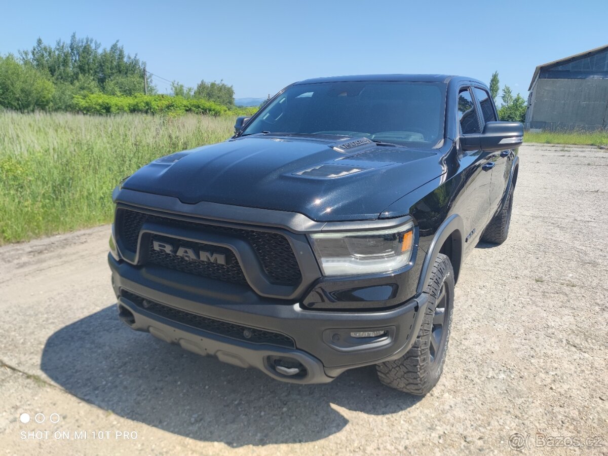 Dodge RAM 5 V REBEL 5.7 Hemi MILD Hybrid TOP MAX