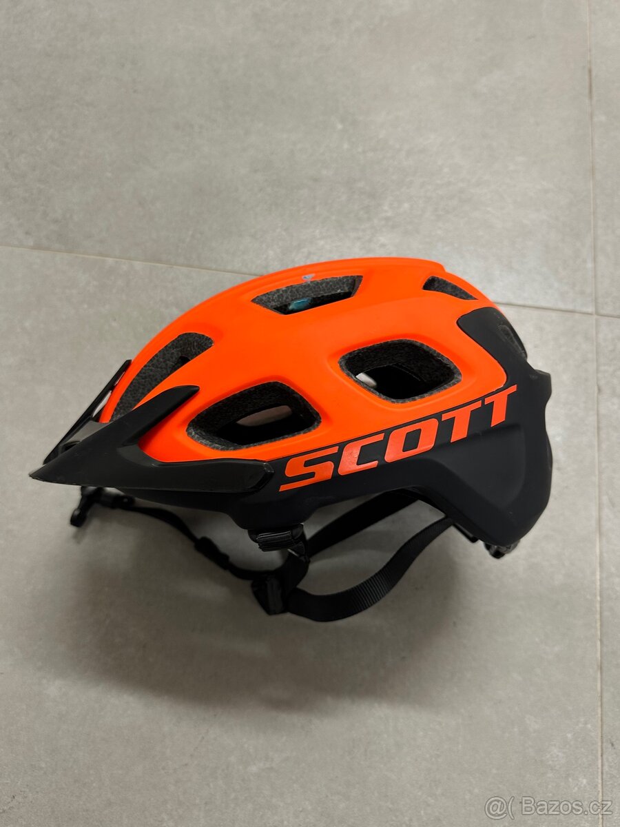 Cyklistická helma SCOTT
