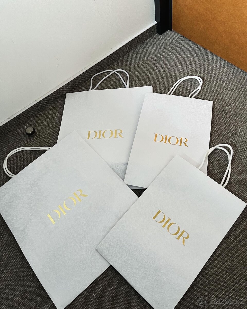 Dior papírové tašky