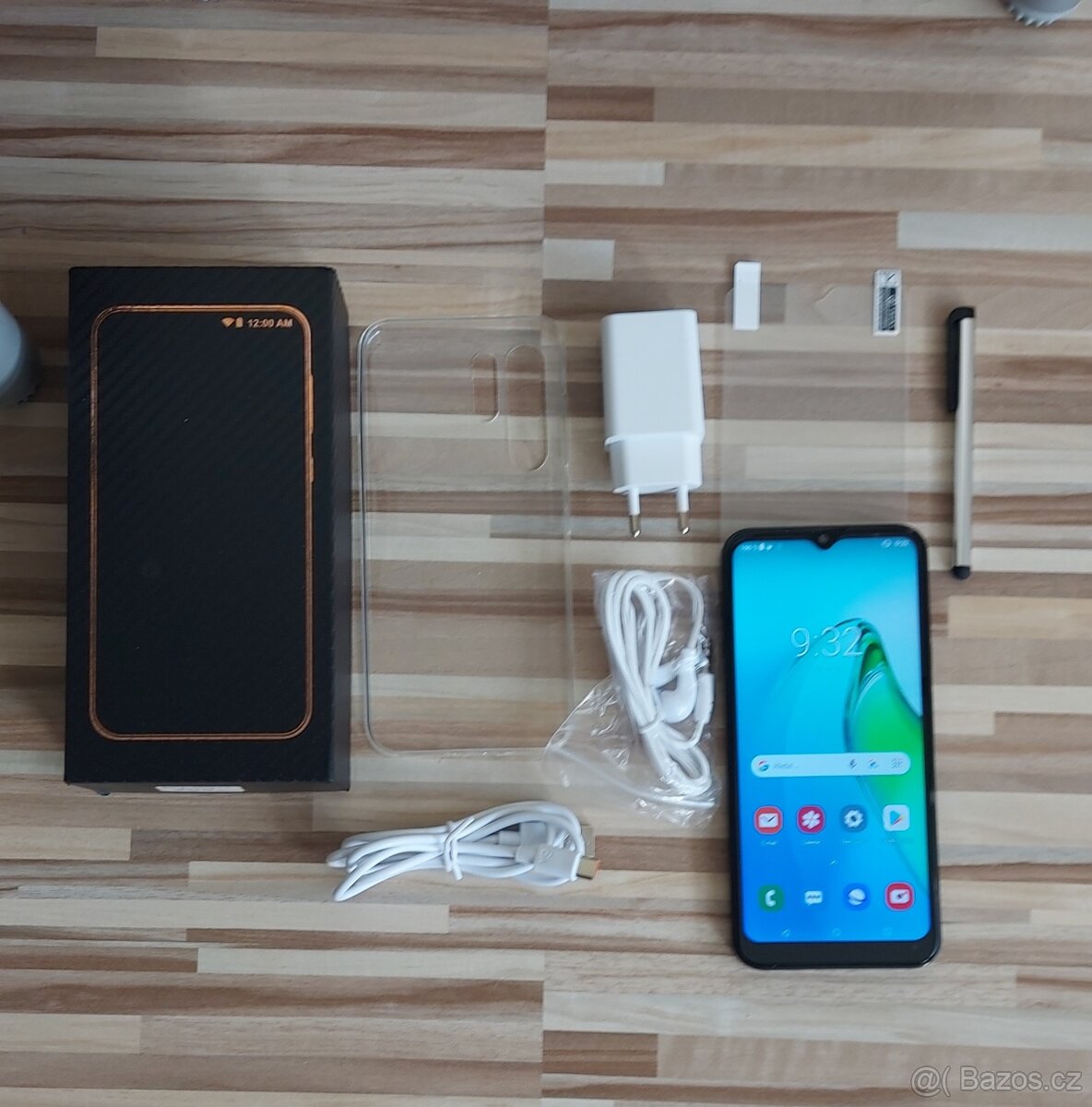 Smatfon S24 Ultra 2TB+2 sim+paměťová katra, nový.