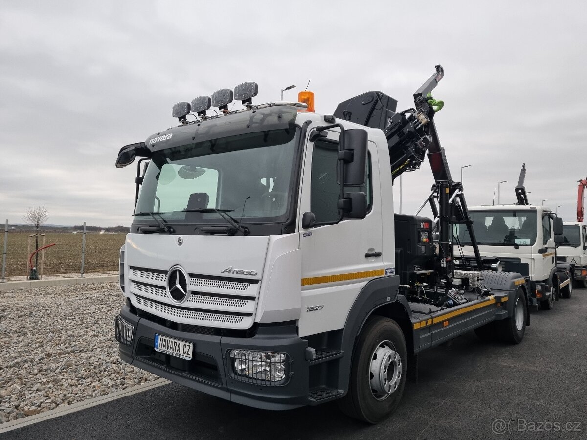NOVÝ NEJETÝ MERCEDES ATEGO 1627 NOSIČ KONTEJNERU + RUKA HIAB