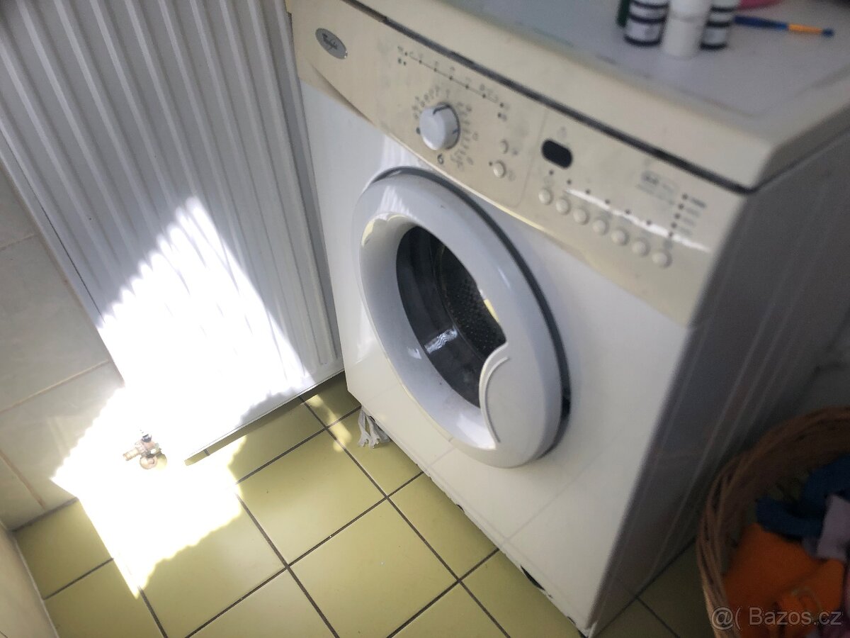 Pracka Whirlpool AWOD/41135 na díly
