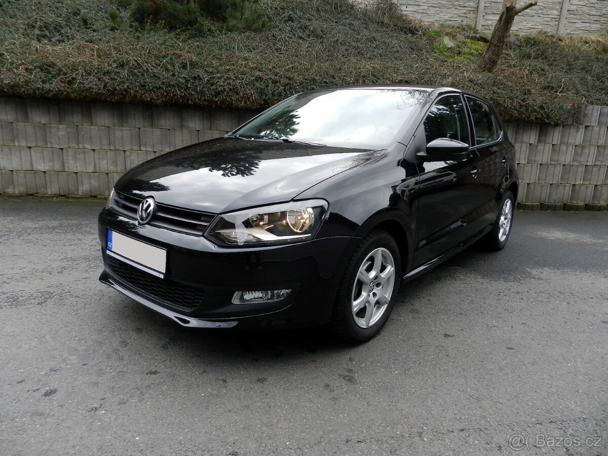 Volkswagen Polo 1.4 63 kW 30.000KM r.v. 2009 1.MAJITEL TOP
