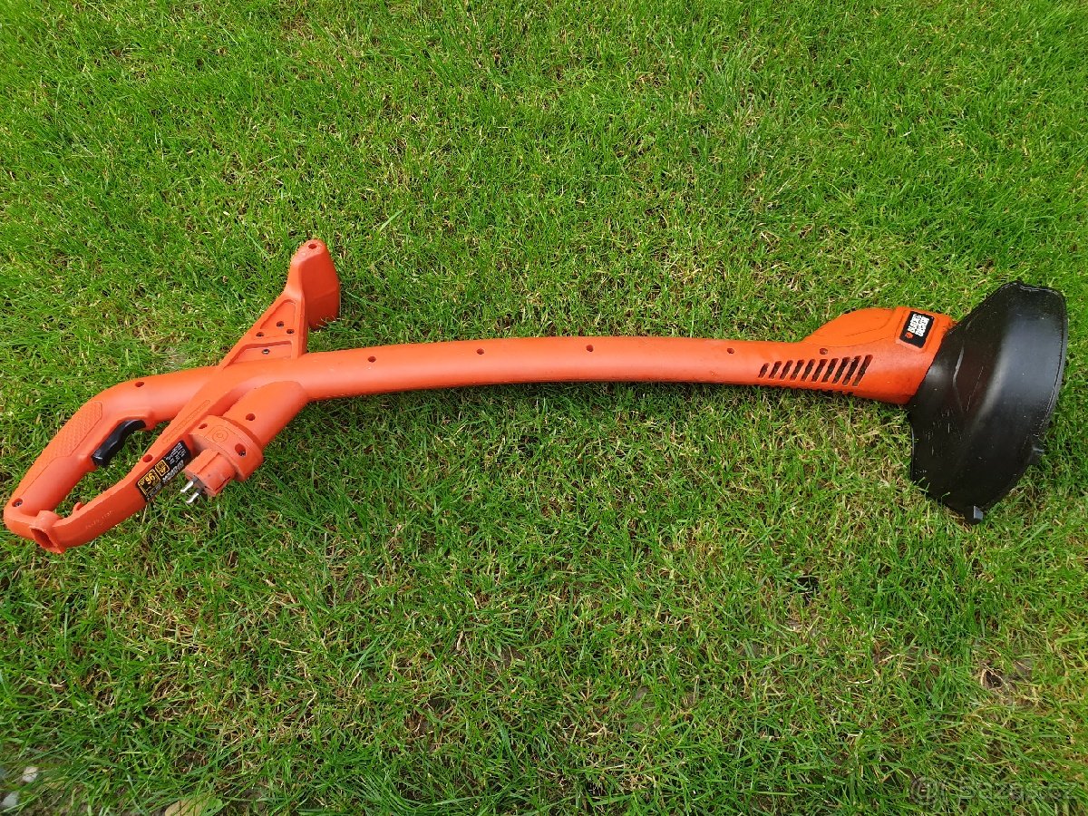 El. strunovka Black&Decker 230V
