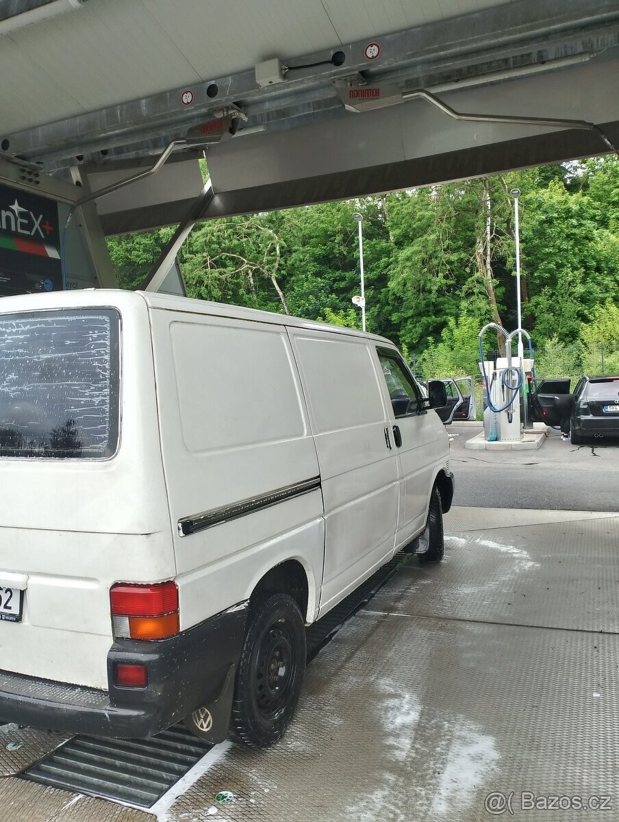 Wolsvagen transportér t4 2.4.diesel: aktuální