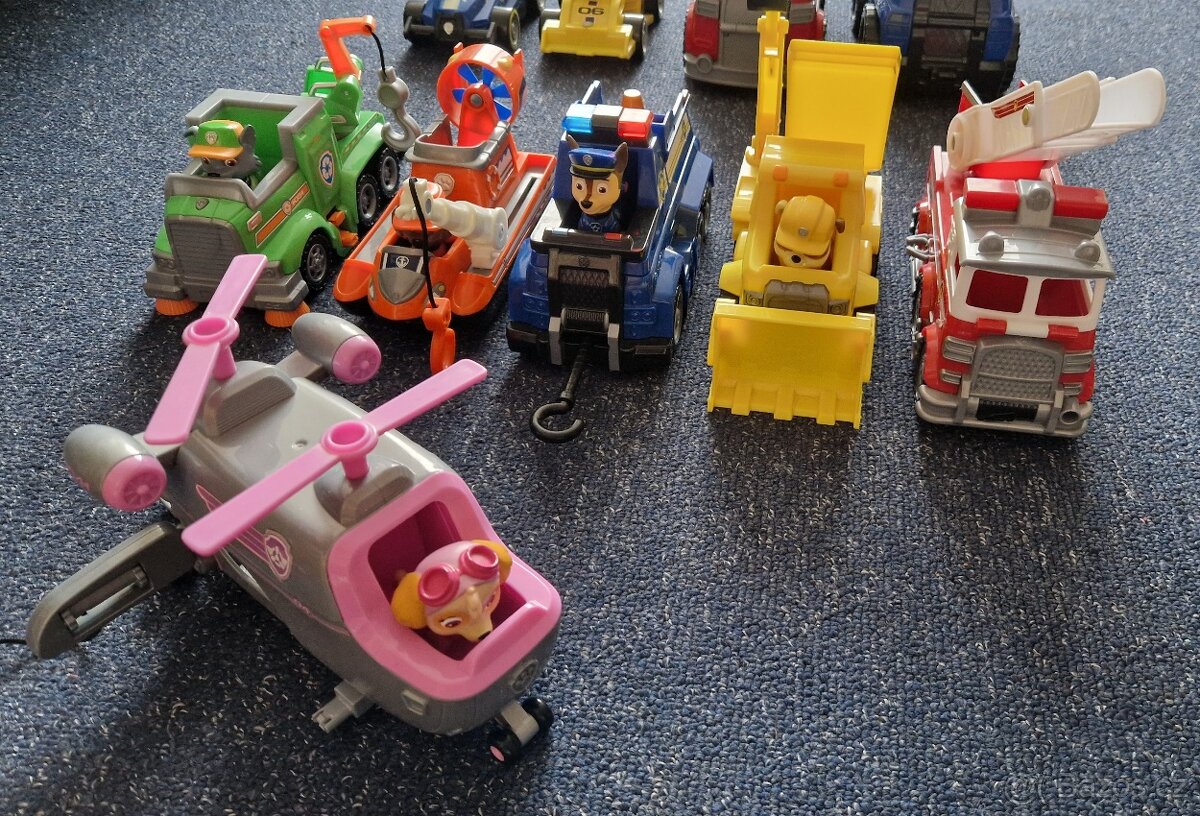 Tlapková patrola - Paw Patrol auta figurky