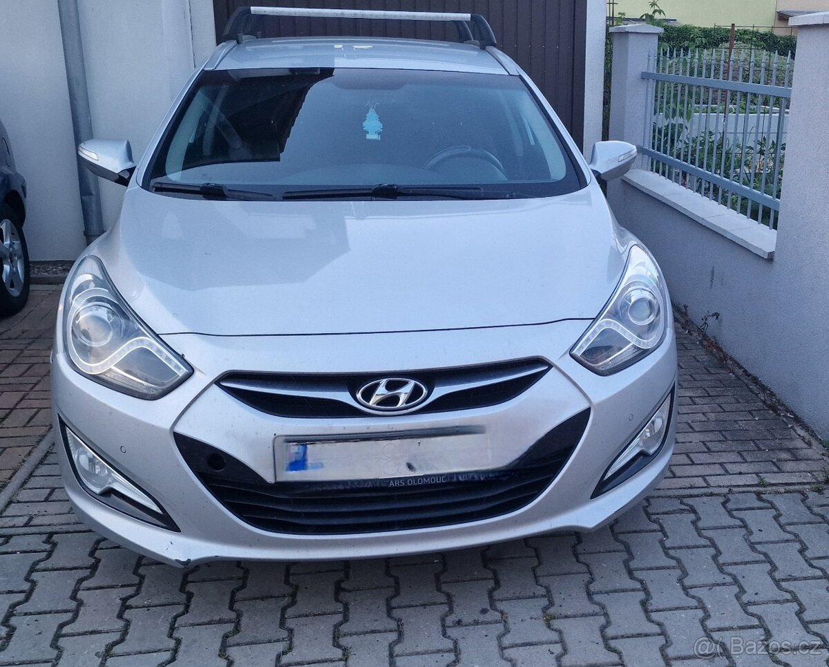 Hyundai i40 1.7 CRDi 100 kW, r.v. 2013, ČR, pravidelný servi