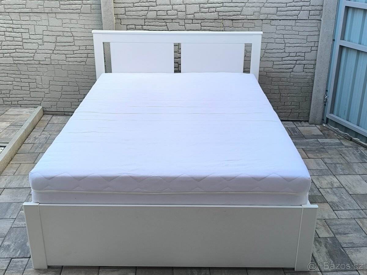 Prodám manželskou postel + Matrací 140cm x 200cm