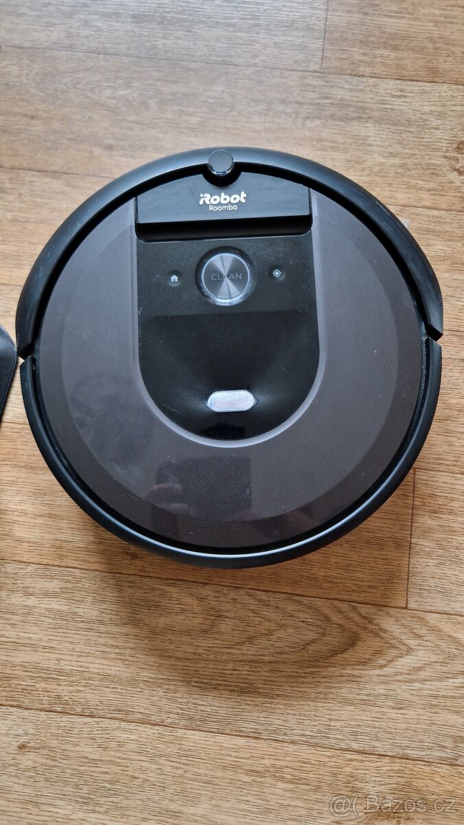iRobot Roomba i7 (i7158)