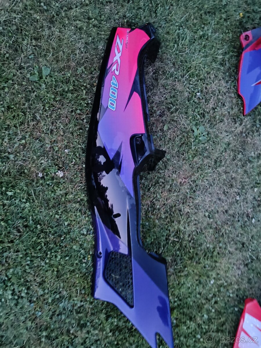 Podsedlovy plast Kawasaki ZXR 400