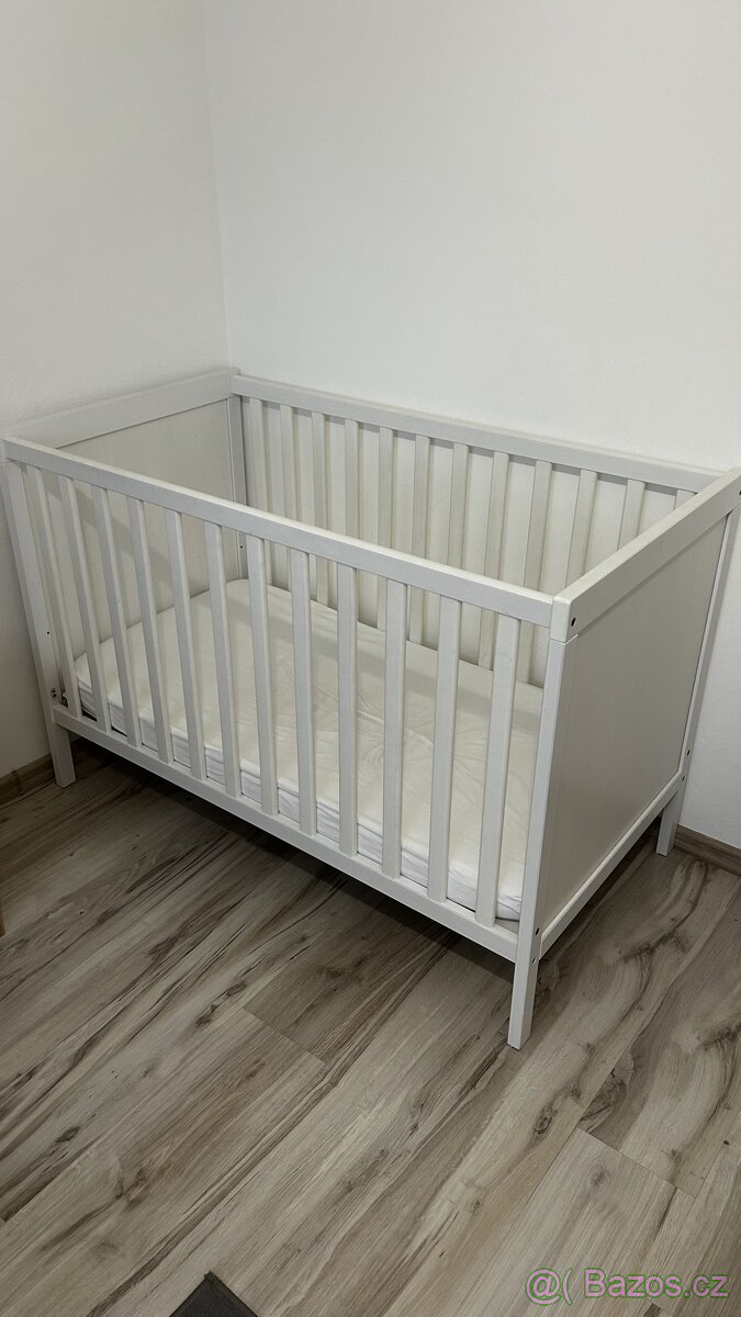 dětská postýlka SUNDVIK IKEA