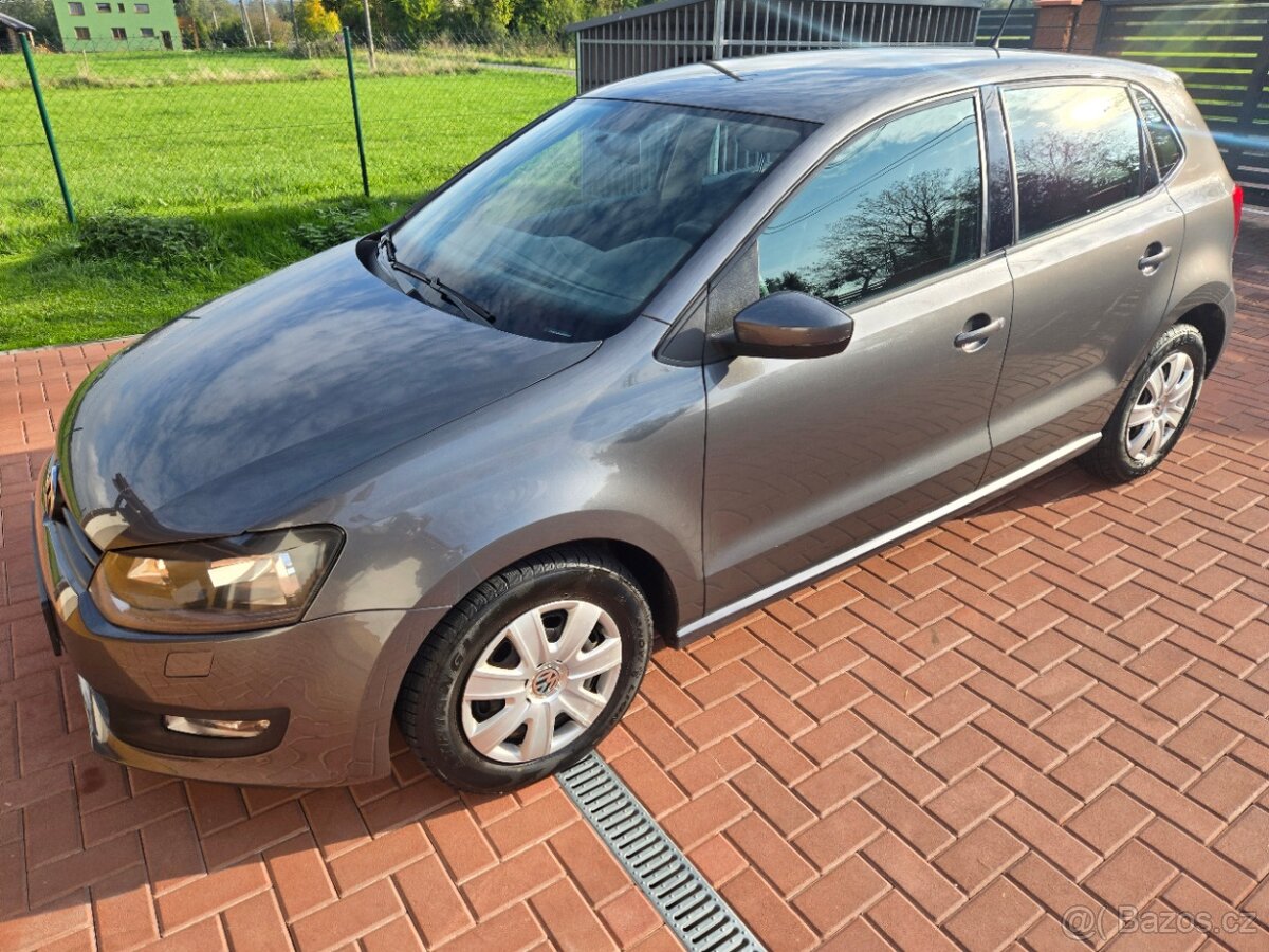 VW Polo 1.2 44kW, po 1. maj., CZ, nehavarované