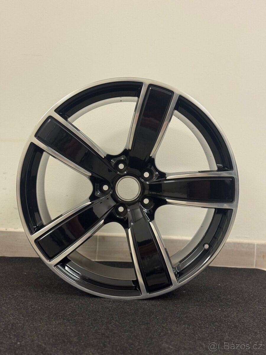Porsche Sport Classic II R22 - Cayenne Turbo
