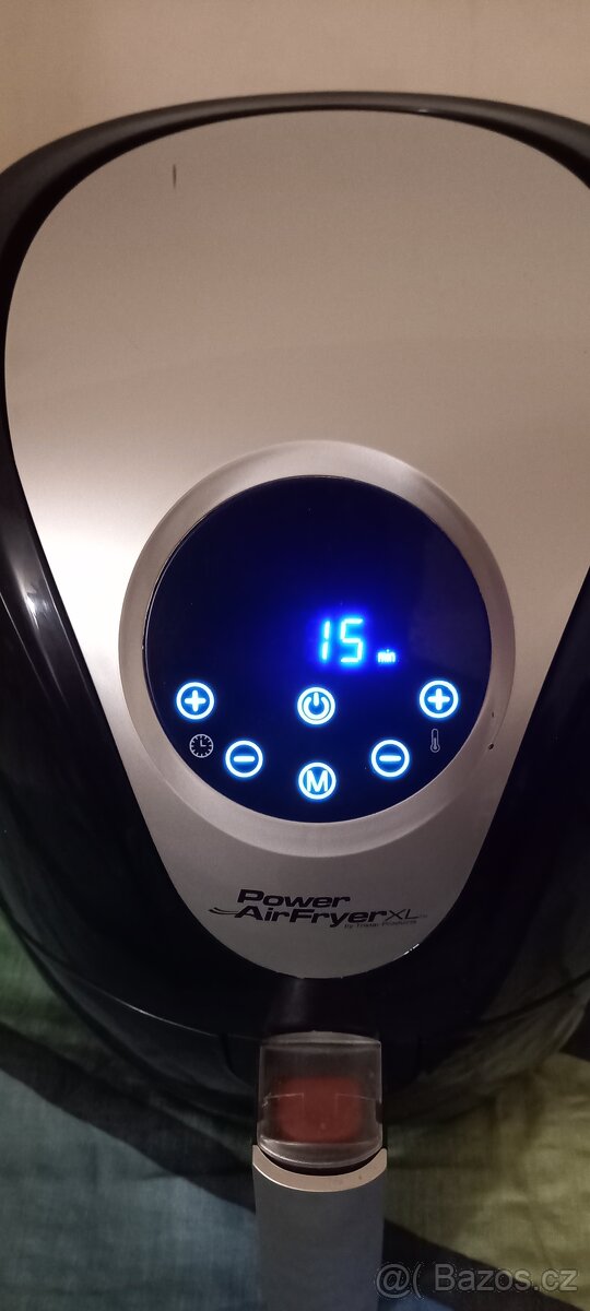 Horkovzdušná fritéza