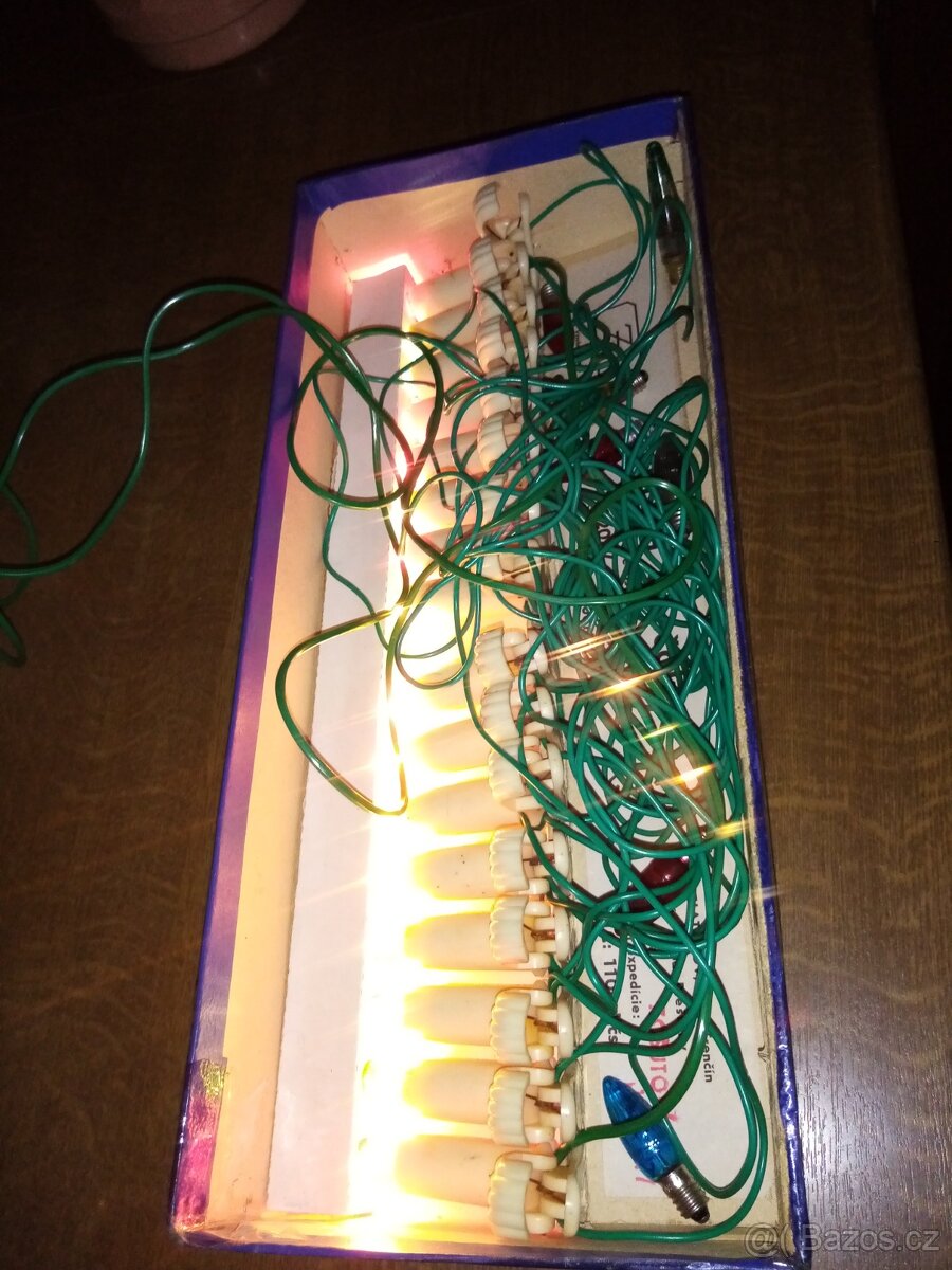 Zlatokov světelný řetěz barevný vánoce