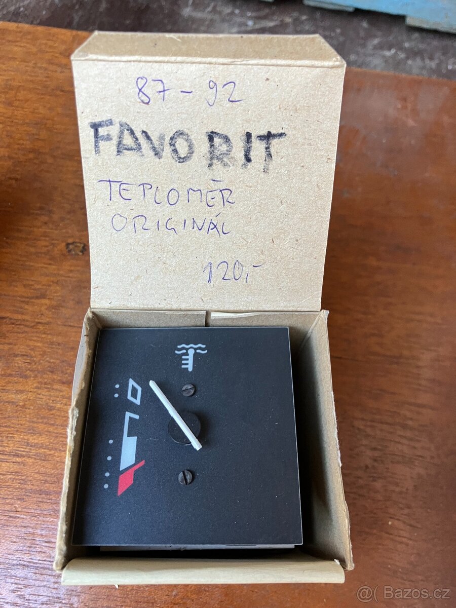 Škoda Favorit, hnědý interier - teploměr originál