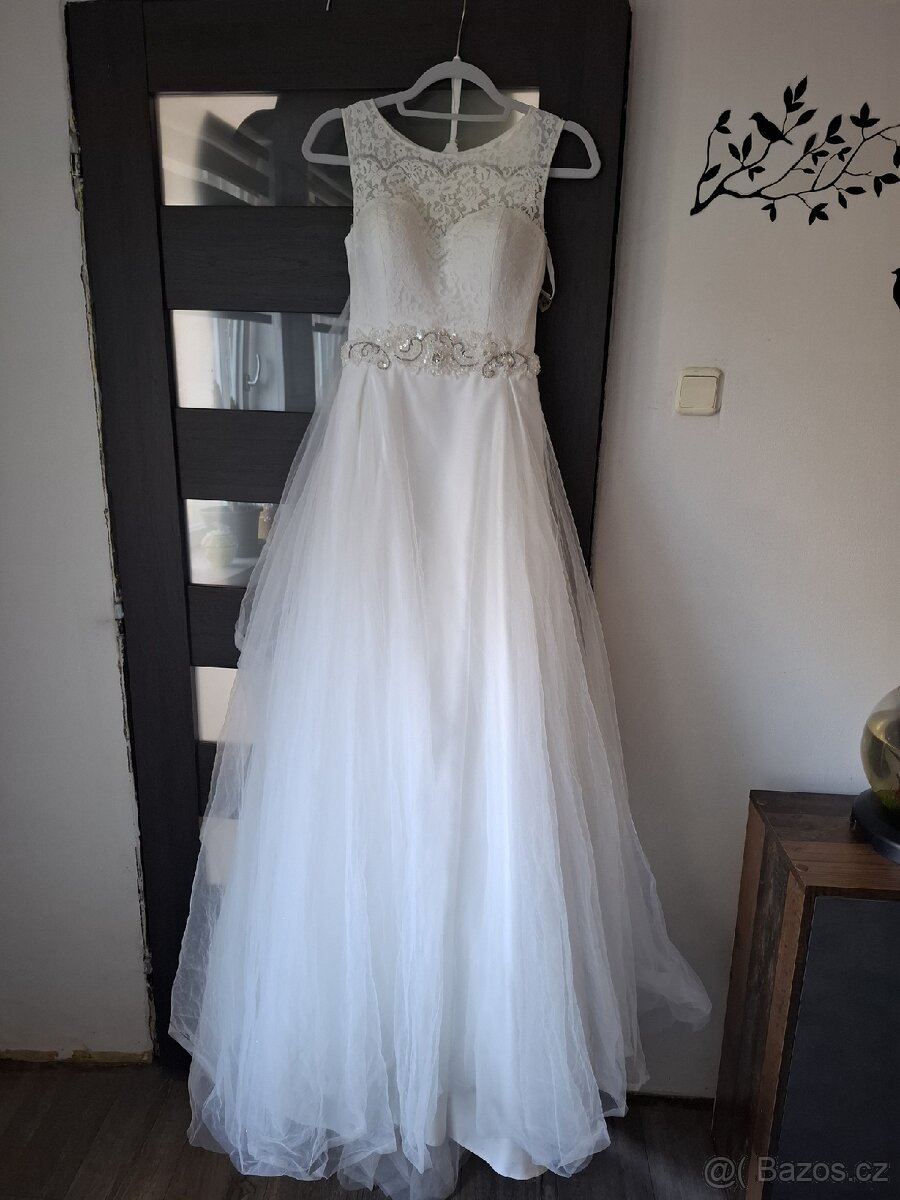 Prodám svatební šaty
