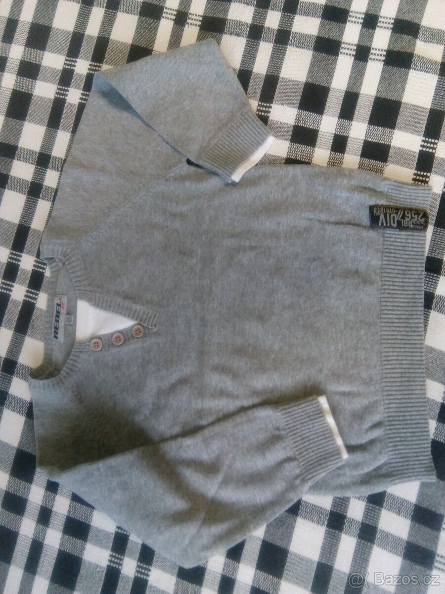 Dětský svetřík 110