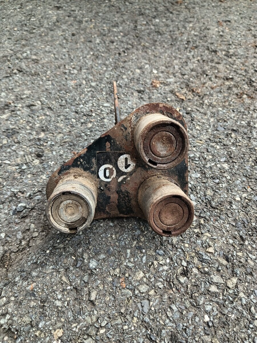 Držák rychllospojek