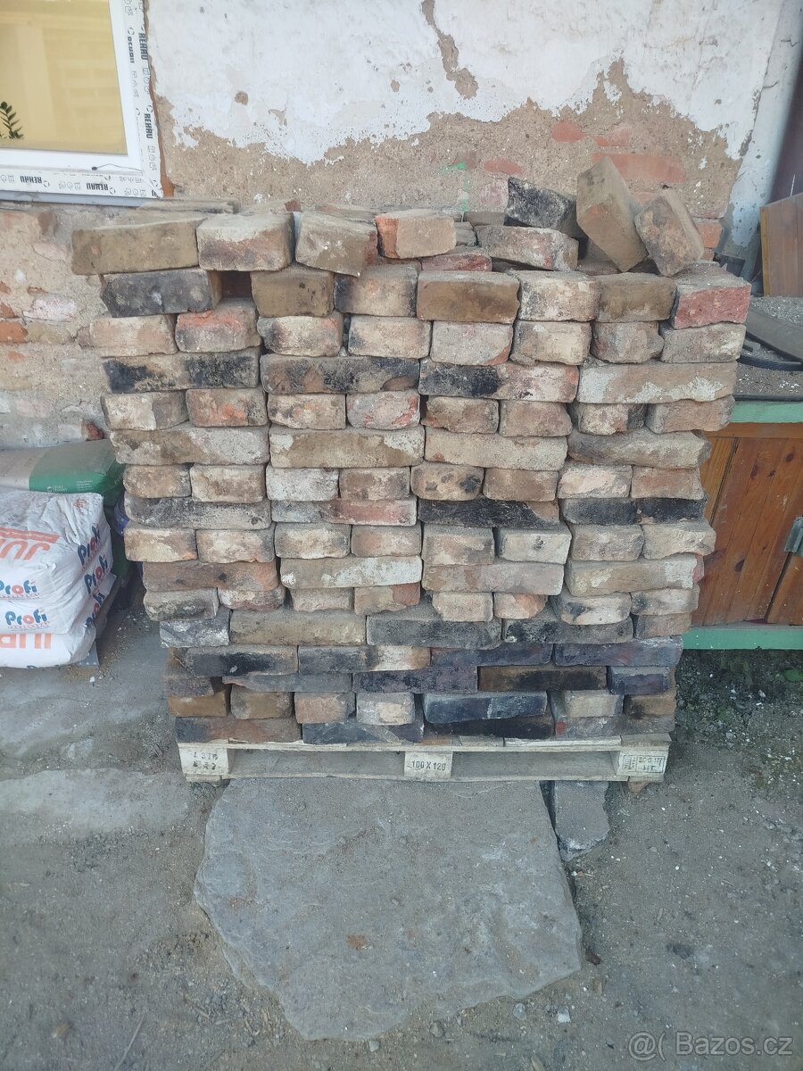 Prodám plné cihly palené