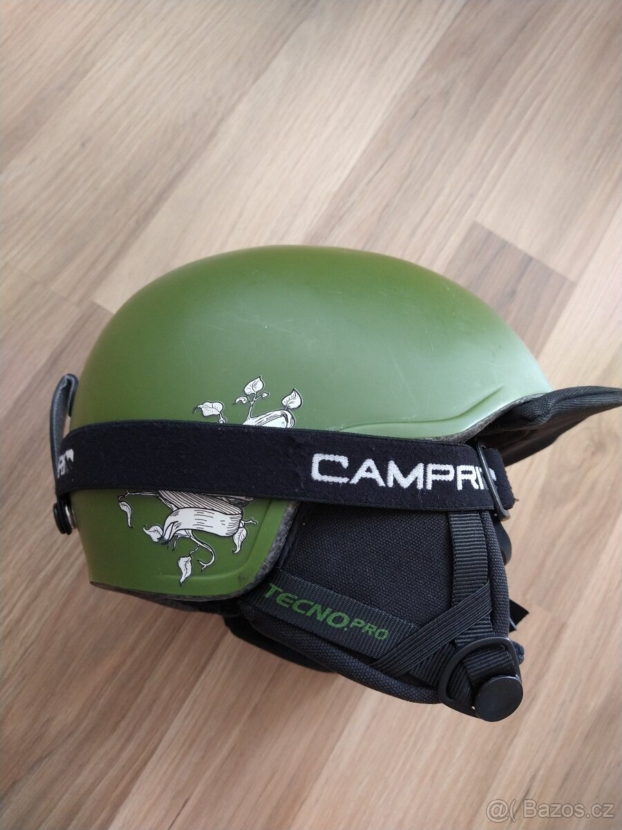 Dětská lyžařská helma