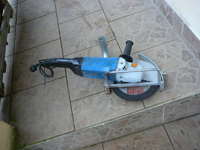 uhlová bruska flexa narex