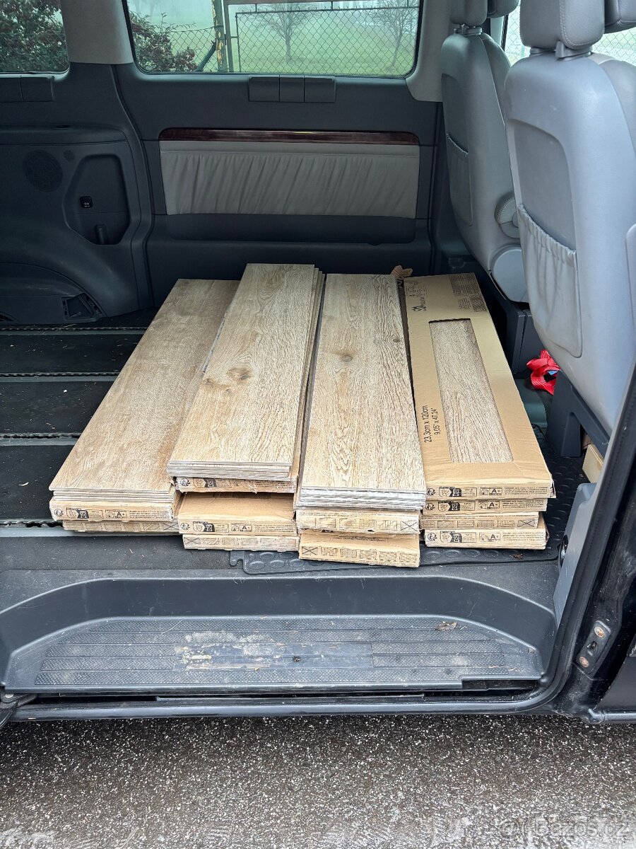 Keramická dlažba -imitace dřeva