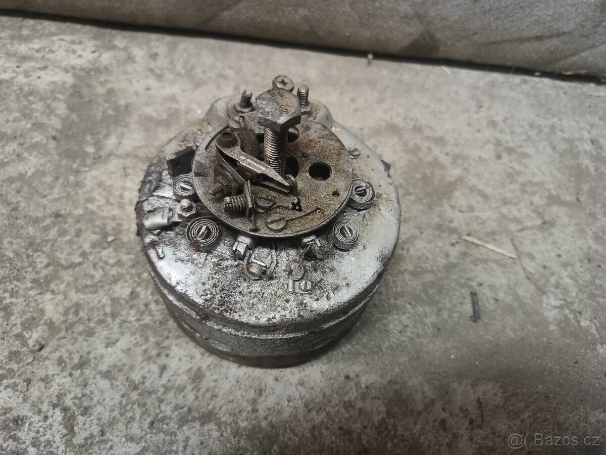 ČZ 175 / 502 dynamo startér