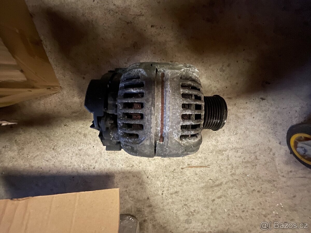 VW T5, klimakompresor, alternátor, škrtící klapka, startér