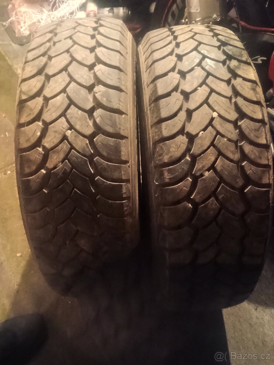 205/65/16C celoroční pneu 2ks