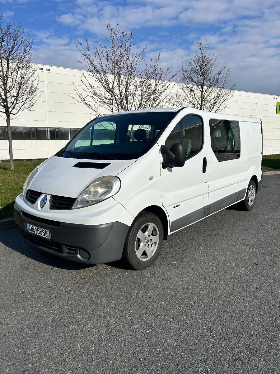 Renault trafic 2.0 dci long